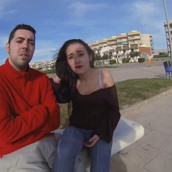 De la tele al porno. Maria de T5 y su novio, él aun no sabe que se folla a otros por dinero